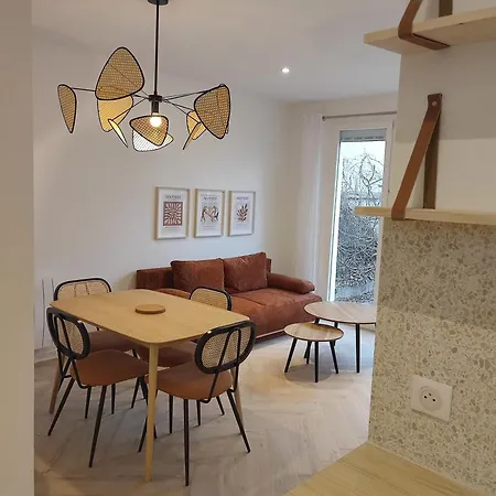 Appartement D'architecte Avec Vue Sur Jardin La Courneuve