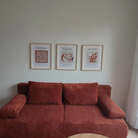 Appartement D'architecte Avec Vue Sur Jardin La Courneuve